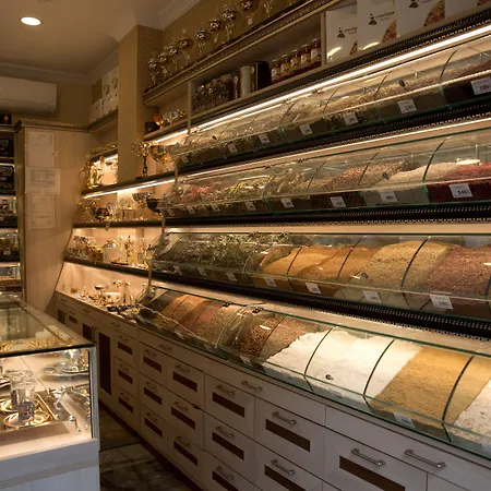 Mevlana Bazaar Oda ve Kahvaltı